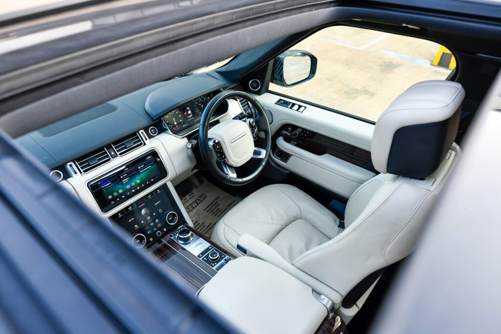2018 RANGE ROVER VOGUE SE