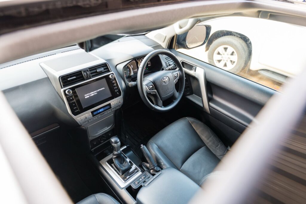 Sunroof Prado TX ALL BLACK EDITION 2018