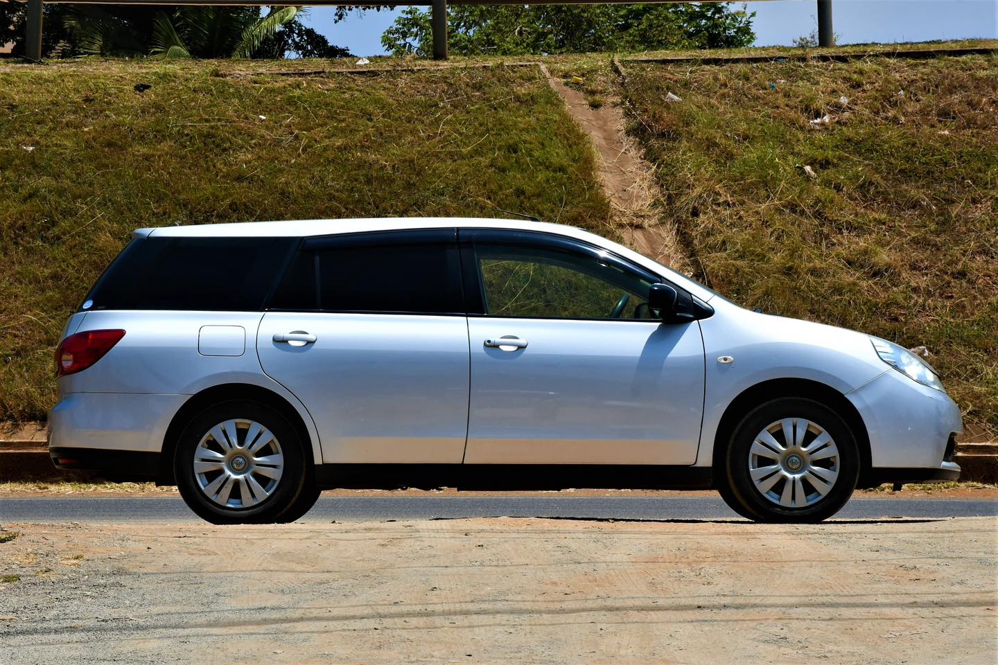 NEW 2016 Nissan Wingroad Petrol Auto 1500cc