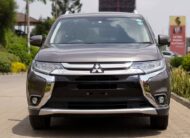 MITSUBISHI OUTLANDER 2017