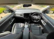 MITSUBISHI OUTLANDER 2017