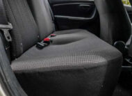 Toyota vitz Yom 2014 1300cc petro auto 2wd Asking price 899,000 Neg!